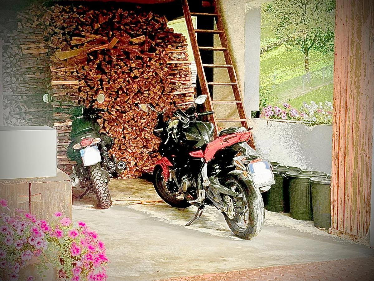 B&B Cuore Verde Poschiavo Luaran gambar